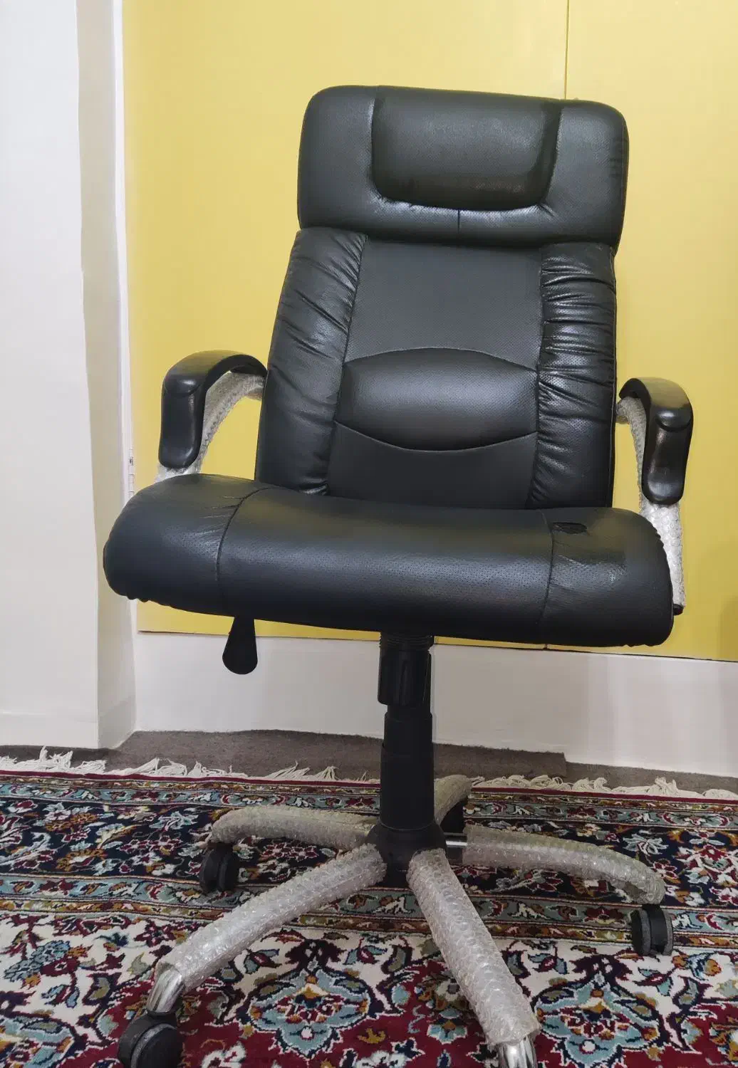 صندلی مدیریت|مبلمان اداری|محمدشهر, محمدشهر|دیوار