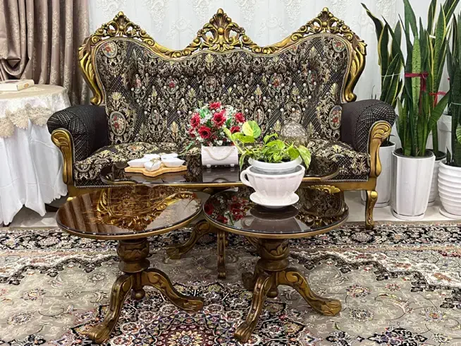 مبل سلطنتی|مبلمان خانگی و میز عسلی|صومعه‌سرا, |دیوار