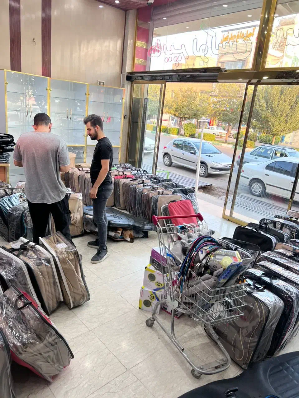 روکش صندلی درجه ۱گوچی زیر قیمت تولیدی بلک فرایدی|قطعات یدکی و لوازم جانبی|اصفهان, کارلادان|دیوار