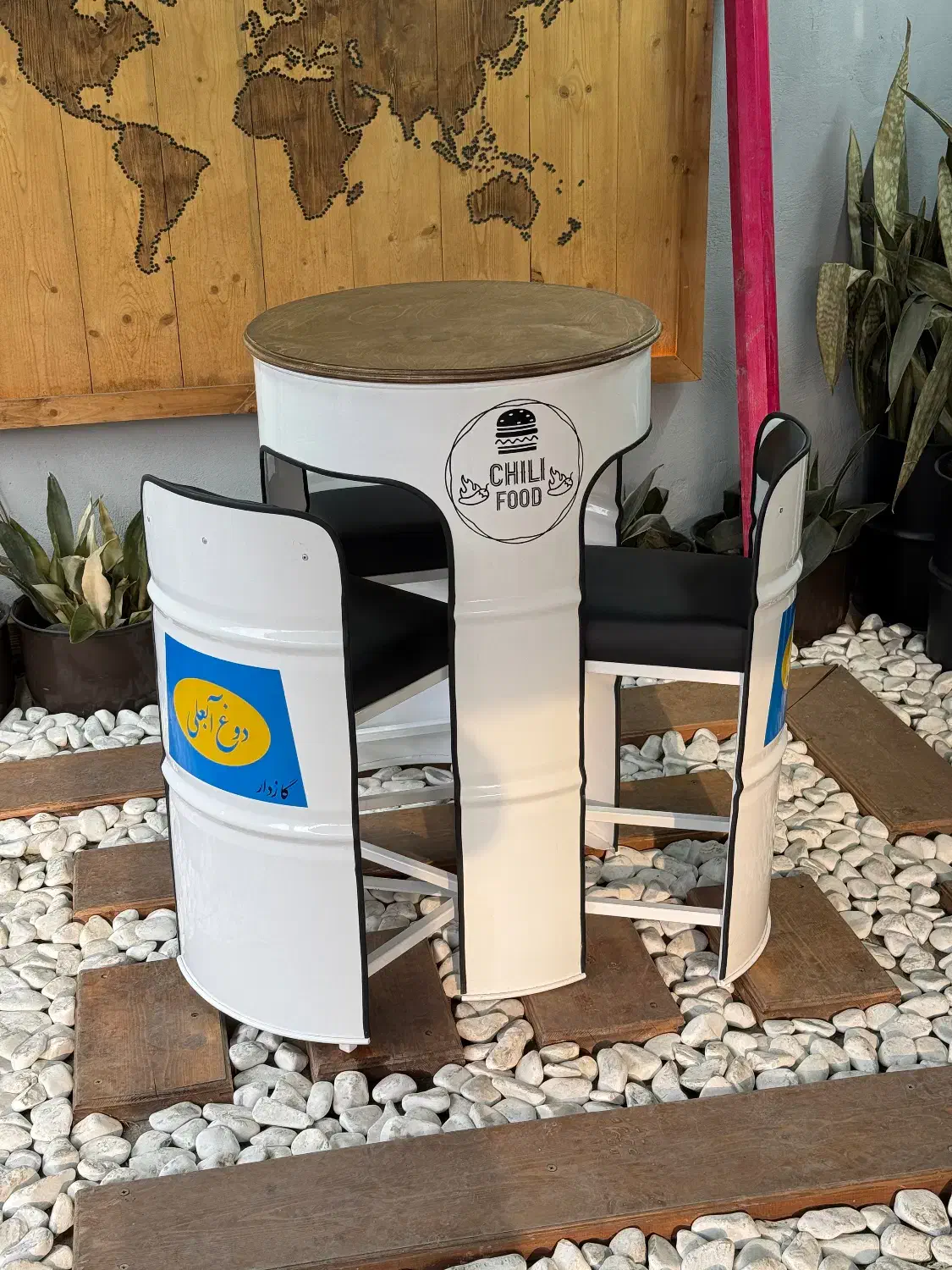 ست میز و صندلی کم جا ( بشکه ای -دو نفره و سه نفره)|کافی‌شاپ و رستوران|هشتگرد, هشتگرد قدیم|دیوار