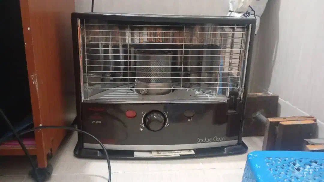 بخاری مشکی نونو نیاز به پول دارم|بخاری، هیتر، شومینه|بندر کنگان, |دیوار