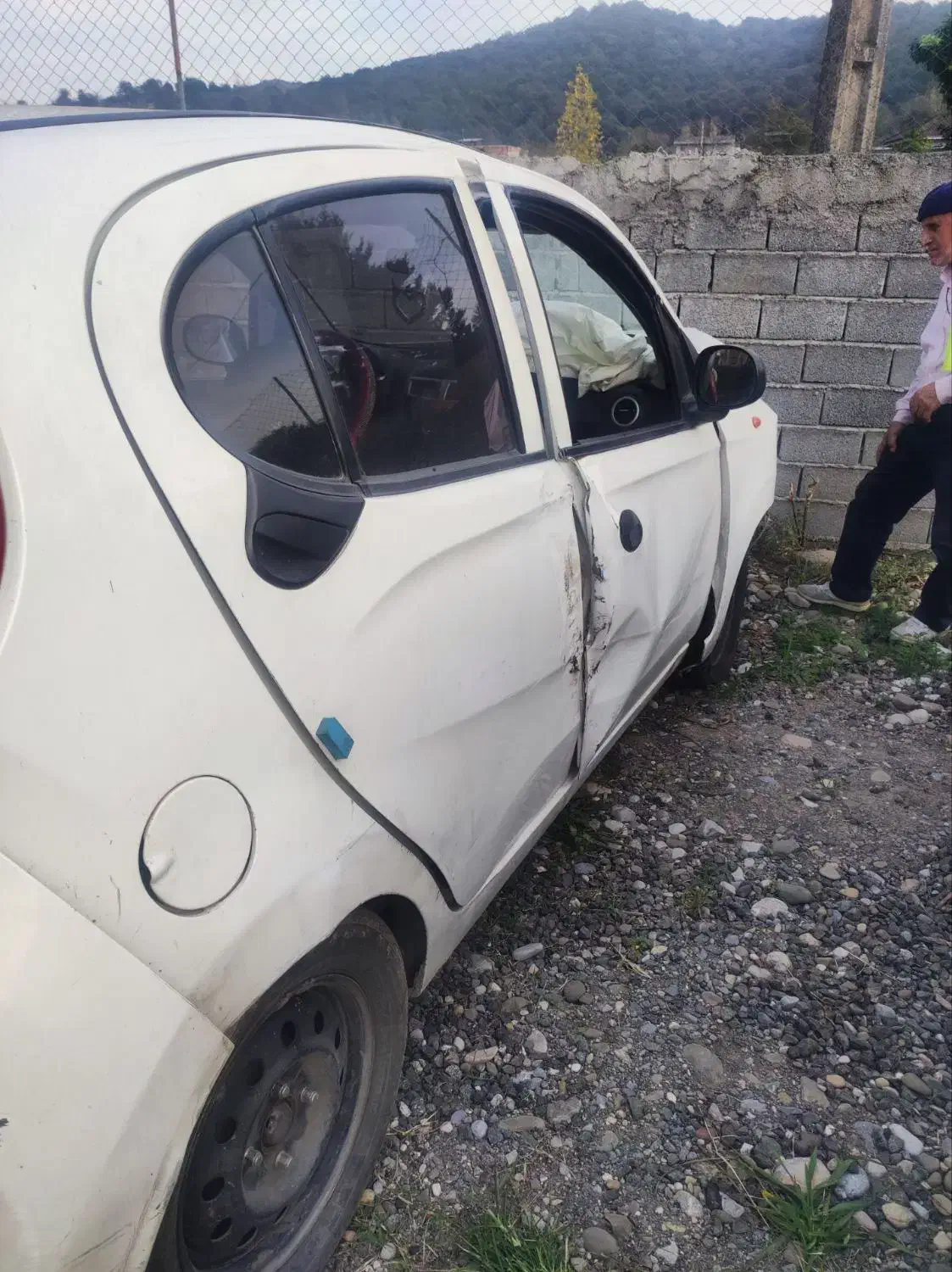 mvm 110s تصادفی|خودرو سواری و وانت|قائمشهر, |دیوار