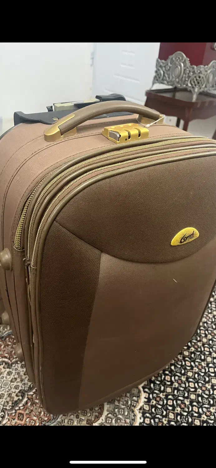 دو عددچمدان سایز بزرگ و متوسط|کیف، کفش، کمربند|اردبیل, |دیوار