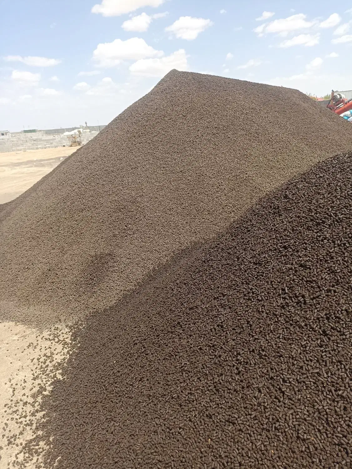 خاک برگ|گل و گیاه طبیعی|اصفهان, بیدآباد|دیوار