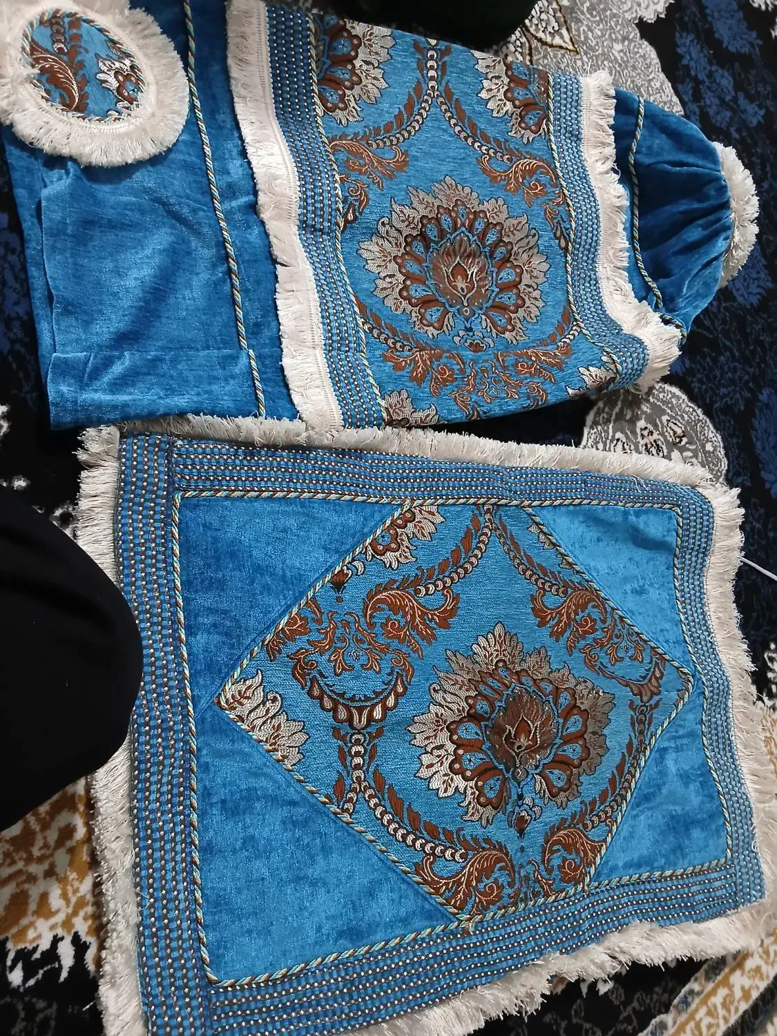 رو بالشتی نو و تمیز|رختخواب، بالش، پتو|یاسوج, |دیوار