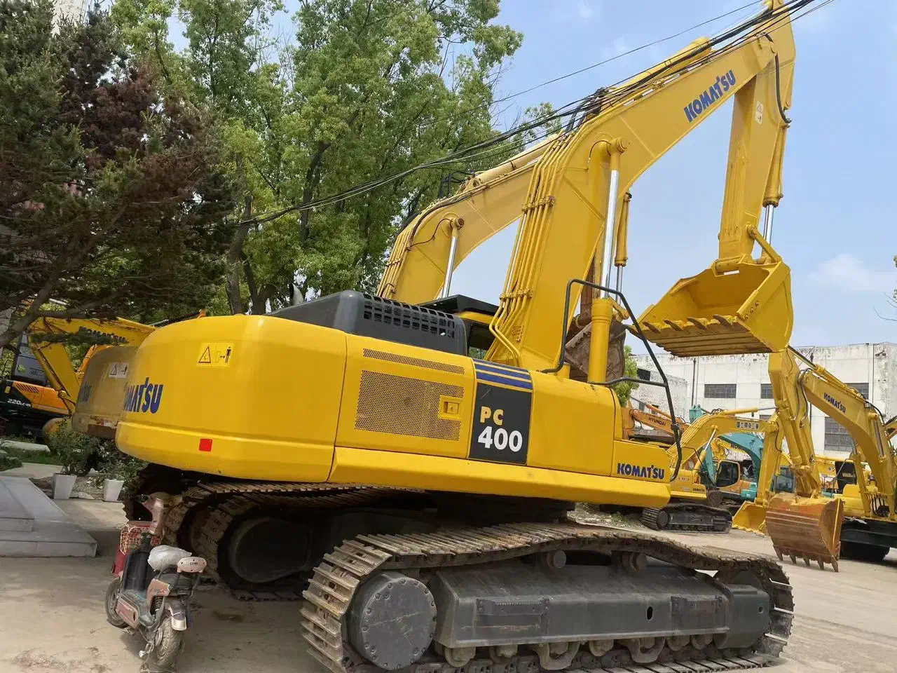 اجاره بیل مکانیکی بلدزر لودر کمپرسی سراسر کشور|خدمات حمل و نقل|شیراز, رکن‌آباد|دیوار