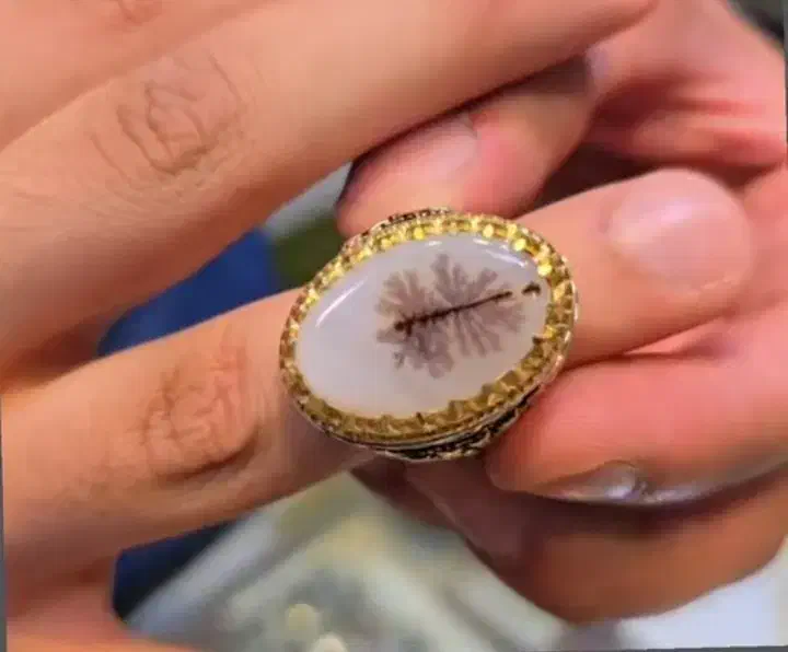 انگشتر شجر تک دخت گل زرد|جواهرات|اسلام‌شهر, شهرک امام حسین (میان آباد)|دیوار