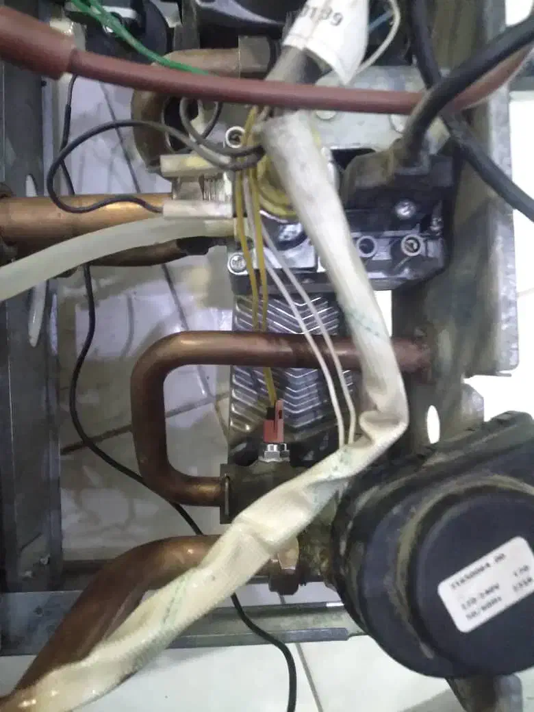 تعمیر و سرویس پکیج دیواری گازی|خدمات پیشه و مهارت|هشتگرد, شهرک ولیعصر (مهستان)|دیوار