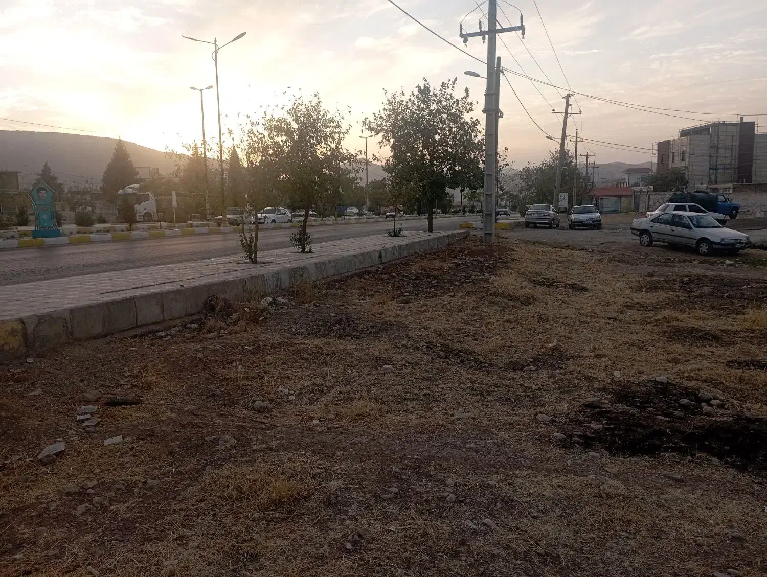 زمین تجاری ویسیان کنار جاده اصلی|فروش زمین و ملک کلنگی|ویسیان, |دیوار