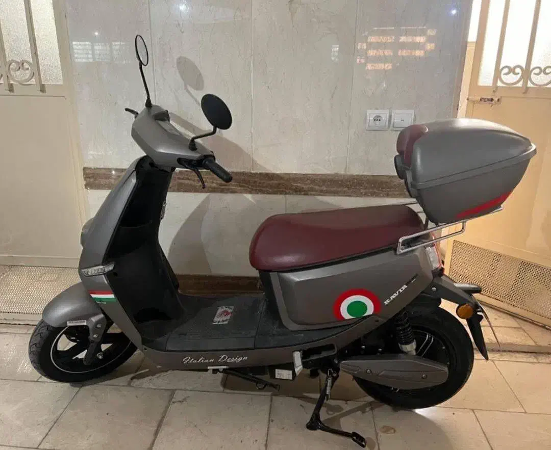 موتورسیکلت برقی کویر 2000 وات باطری لیتیومی نو|موتورسیکلت|تهران, میرداماد|دیوار