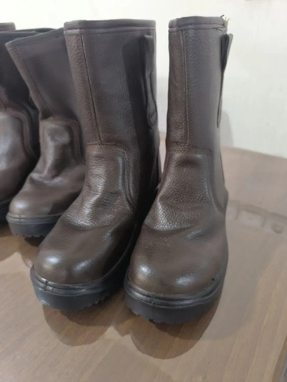 بوت تمام چرم مارک بهشتیان|کیف، کفش، کمربند|مرودشت, بیست متری بیمارستان|دیوار