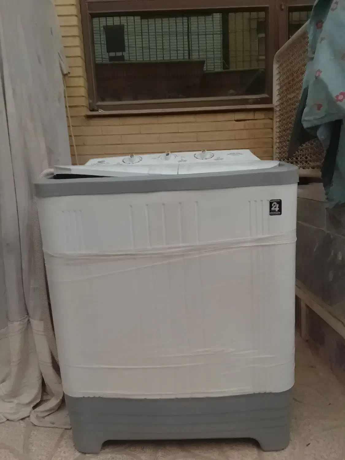 فروش ماشین لباسشویی تمیز در حدنو|ماشین لباسشویی و خشککن لباس|اصفهان, ارداجی|دیوار