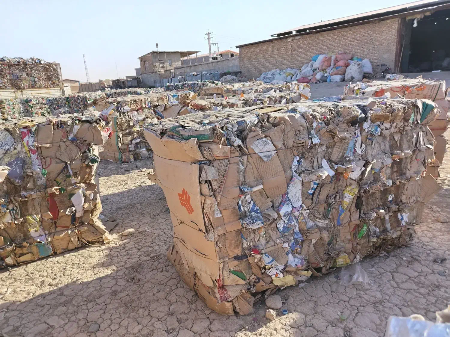 مرکز خرید کارتون و پت|خدمات پیشه و مهارت|کبودرآهنگ, |دیوار