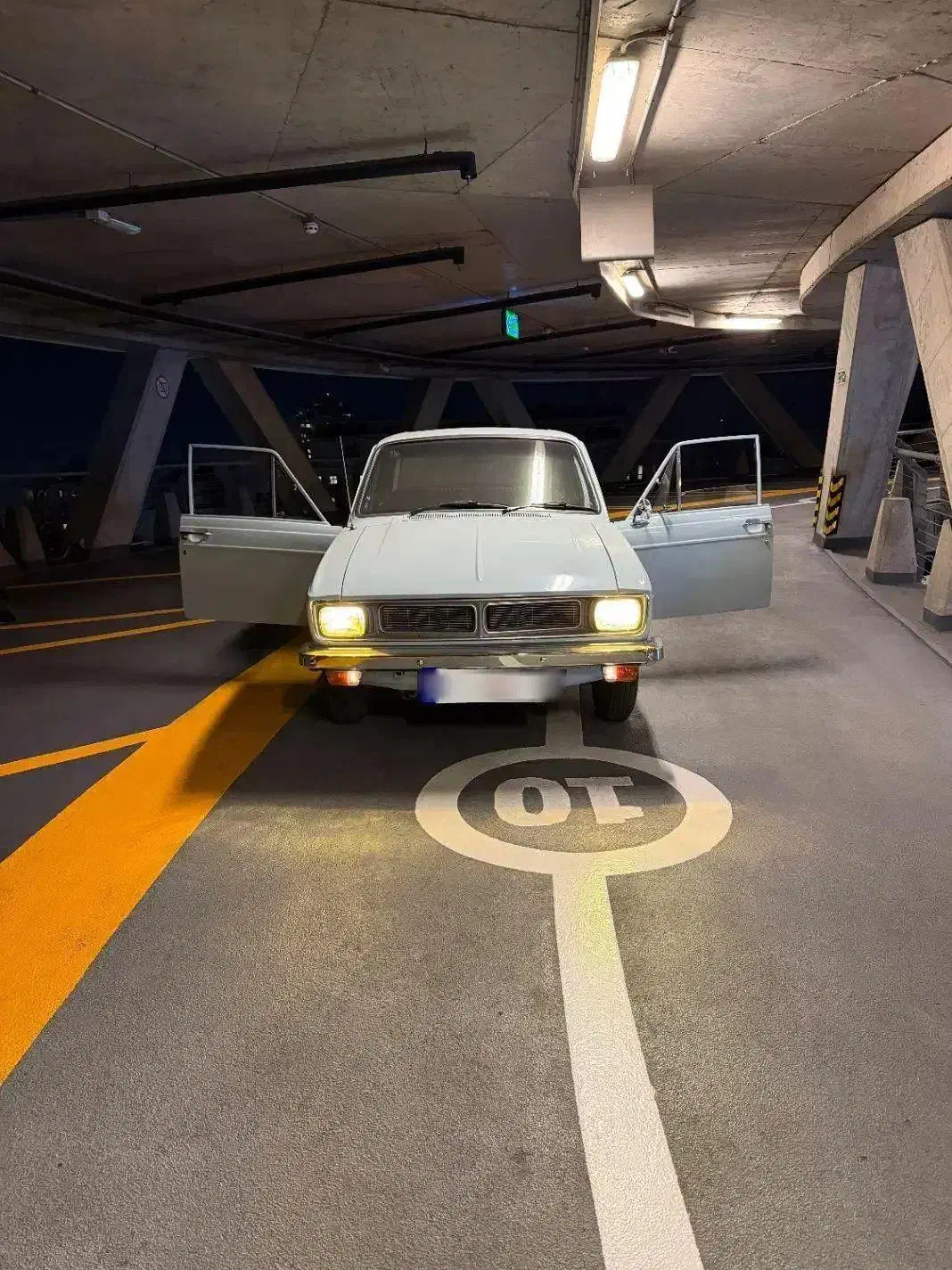 پیکان کارلوکس کلاسیک آبی اسمانی ۱۳۶۴|خودرو کلاسیک|تهران, قیطریه|دیوار