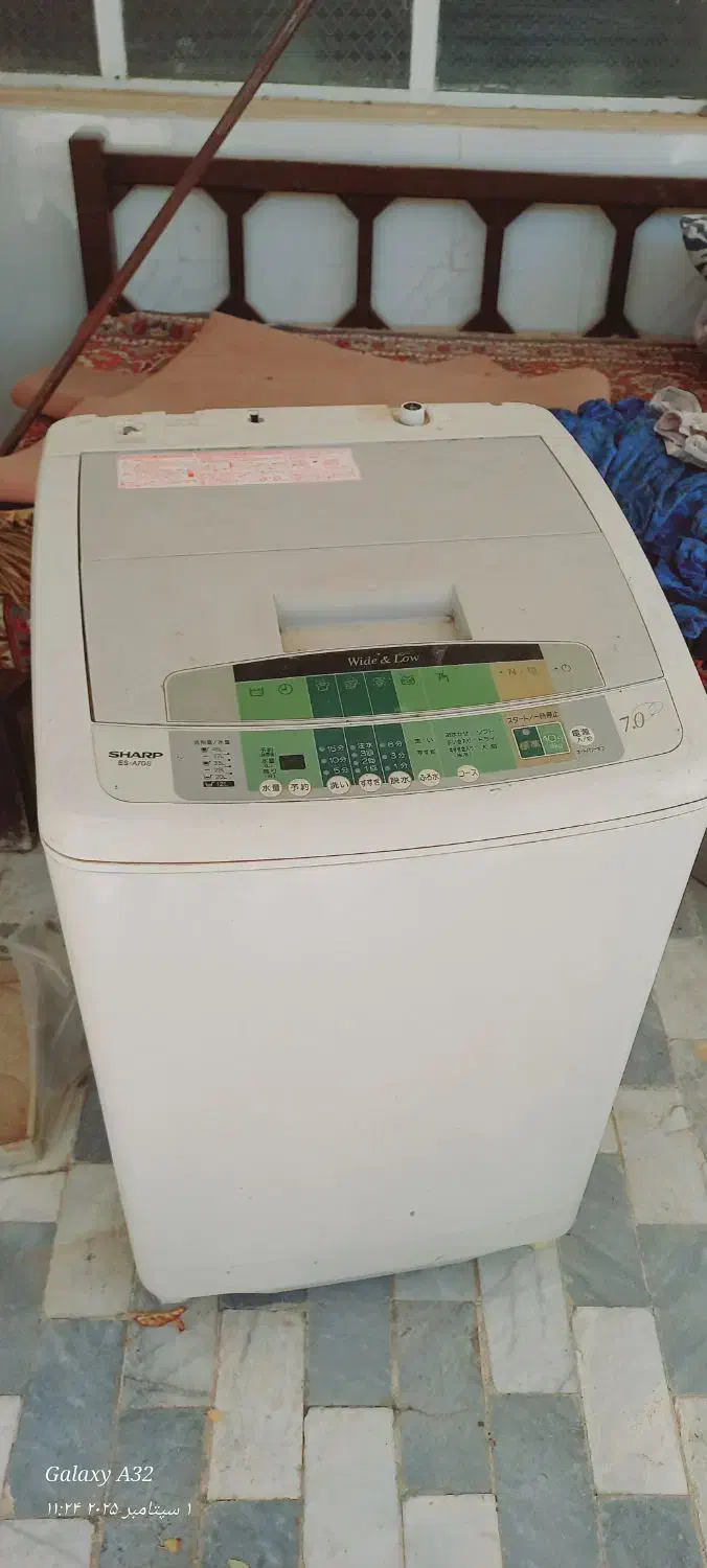 لباسشویی شارپ ژاپنی کم کار|ماشین لباسشویی و خشک‌کن لباس|میبد, |دیوار