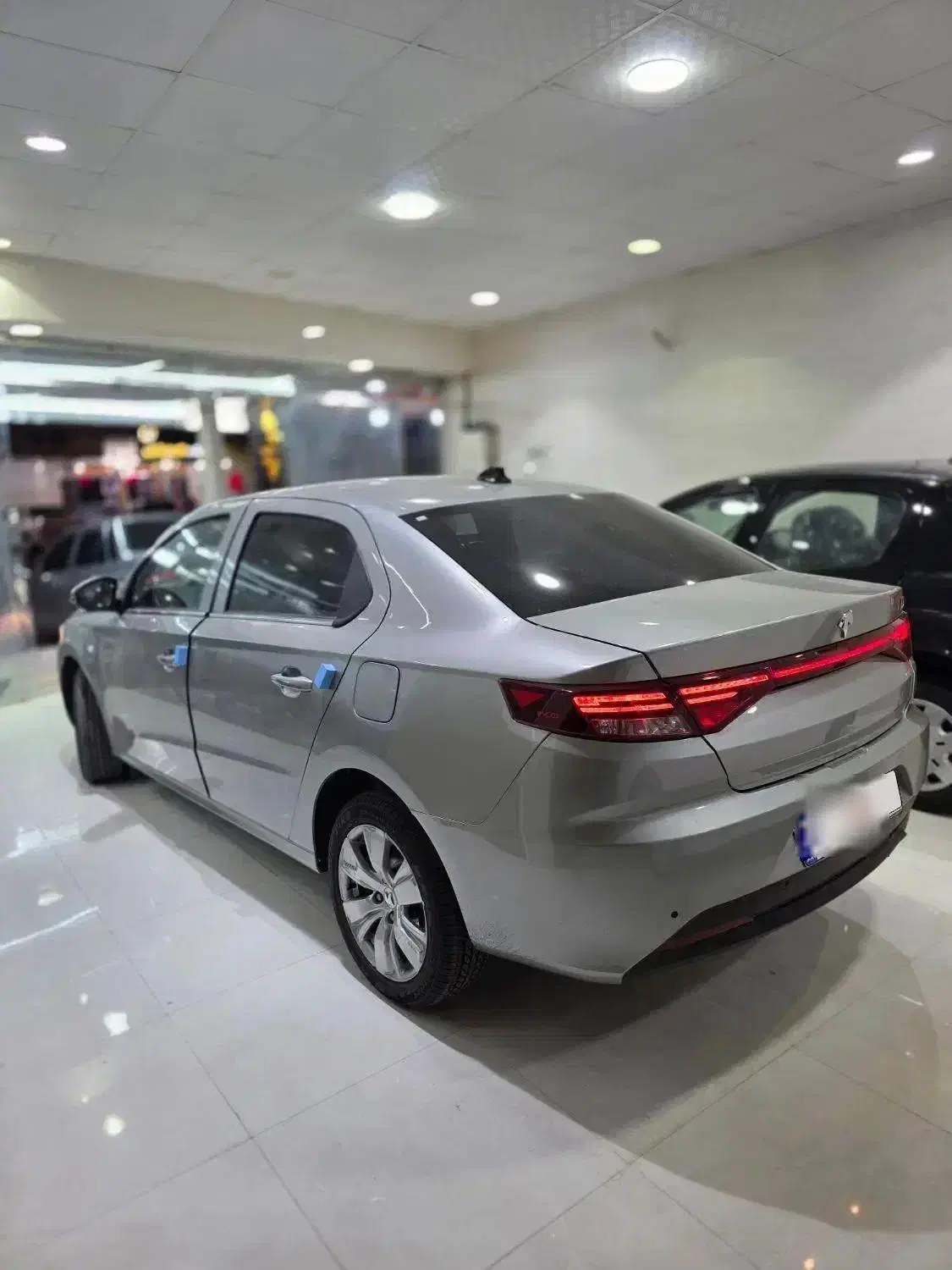 تارا اتوماتیک تازه تحویل برج ۸|خودرو سواری و وانت|بندرعباس, |دیوار