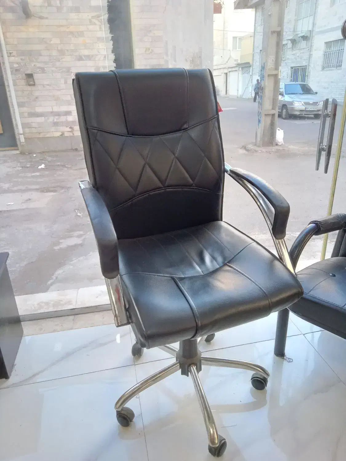 صندلی مدیریت|مبلمان اداری|رشت, دروازه لاکان|دیوار