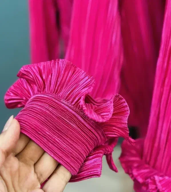 شومیز پلیسه|لباس|رشت, گیل|دیوار