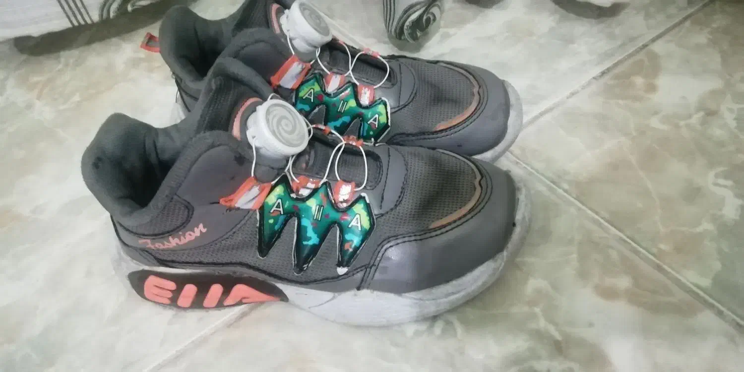 کفش پسرانه|کیف، کفش، کمربند|چناران, |دیوار