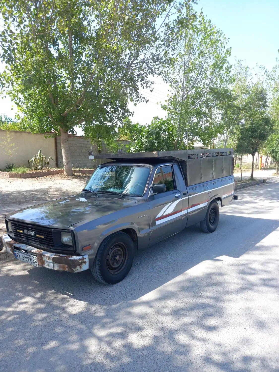 وانت مزدا ۱۶۰۰ دوگانه سوز مدل ۷۷|خودرو سواری و وانت|سورک, |دیوار