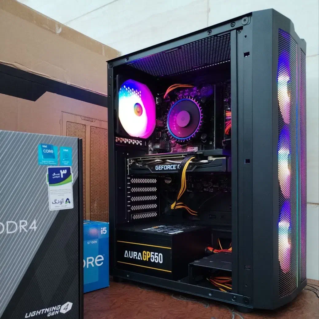 کیس گیمینگ ( بازی ، رندرینگ ، طراحی و )نقد و اقساط|رایانه رومیزی|شیراز, عفیفآباد|دیوار