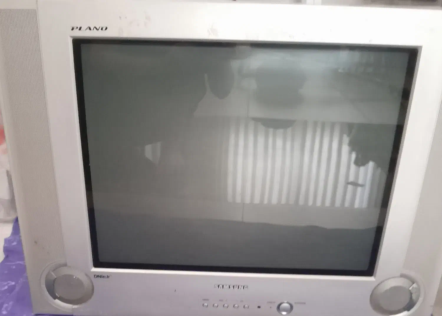 تلوزیون|تلویزیون و پروژکتور|رشت, کوی حسینی|دیوار