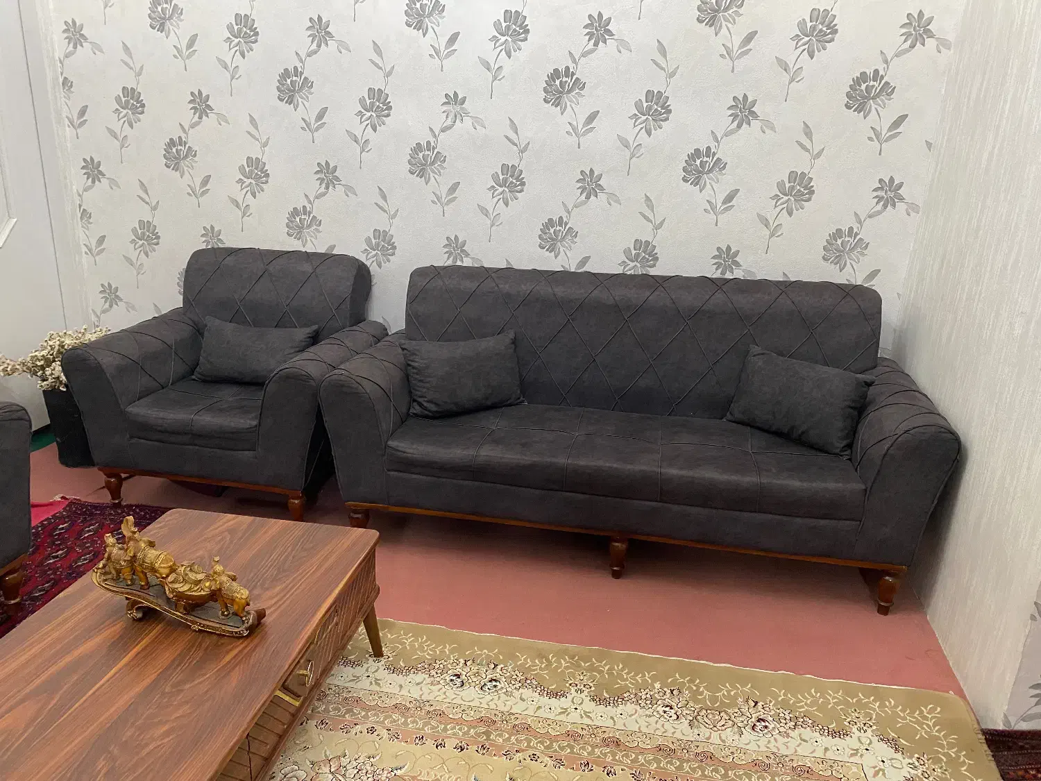 مبل ۷ نفره نو و کاملا سالم|مبلمان خانگی و میز عسلی|کرج, شهرک فهمیده|دیوار