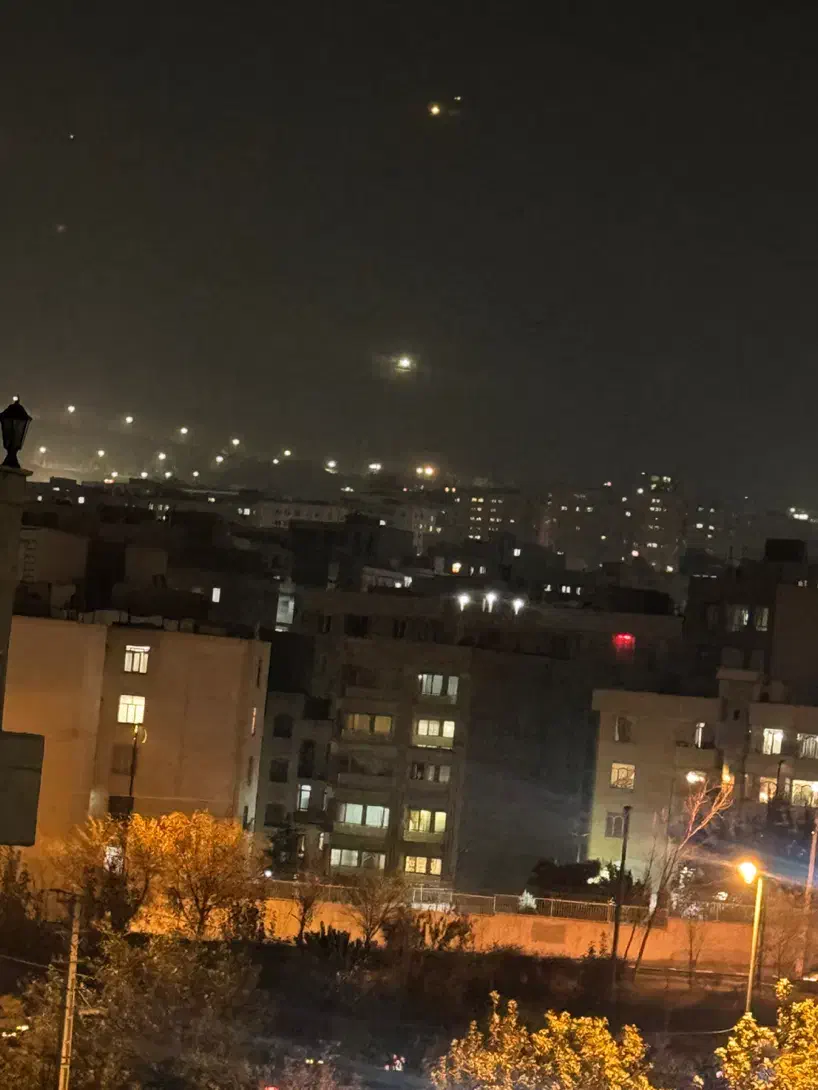 ۱۸۰ متر ۳ خواب ۲ پارکینک کمالی شرقی