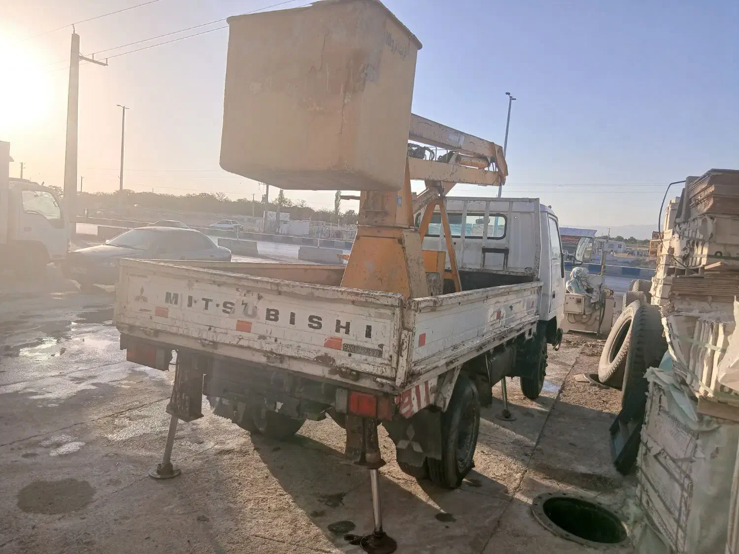 بالابر میتسوبیشی|ماشین‌آلات صنعتی|قزوین, |دیوار