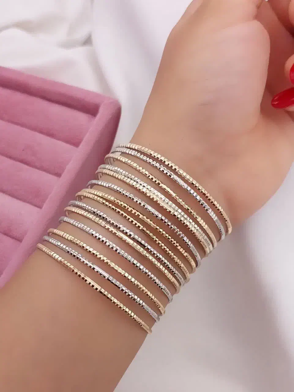 النگو طلاروس|بدلیجات|قم, چهل درخت|دیوار