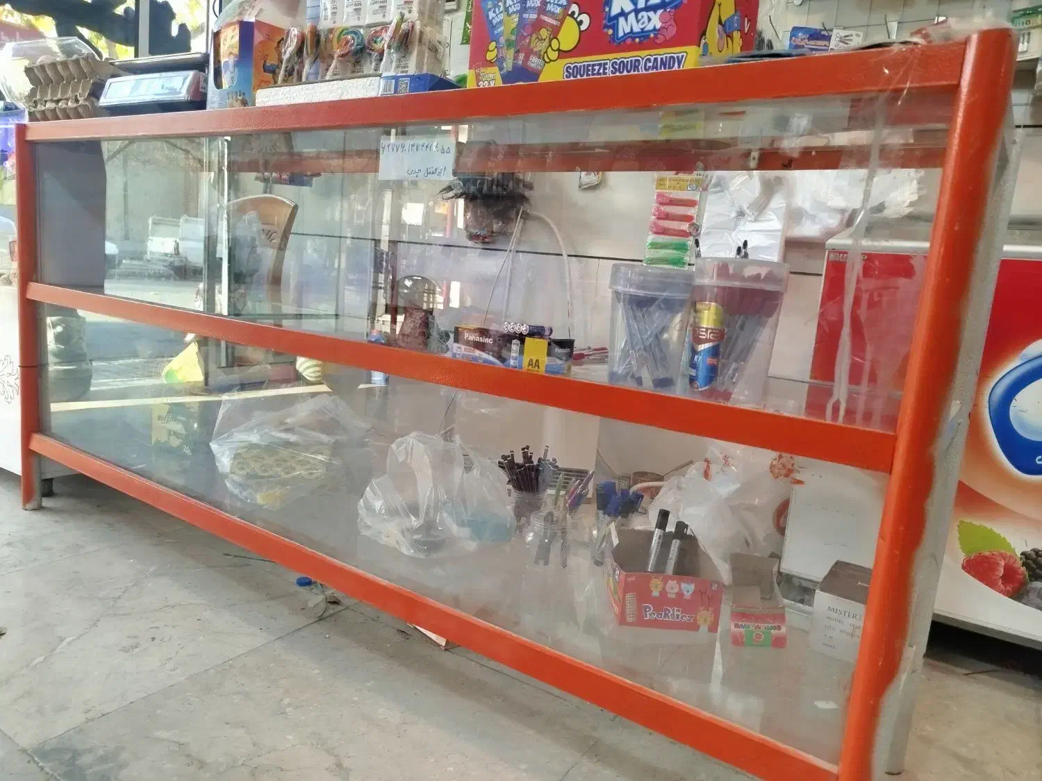 ویترین ۲متری فلزی|بوفه، ویترین، کنسول|مشهد, توس (بلوار توس)|دیوار