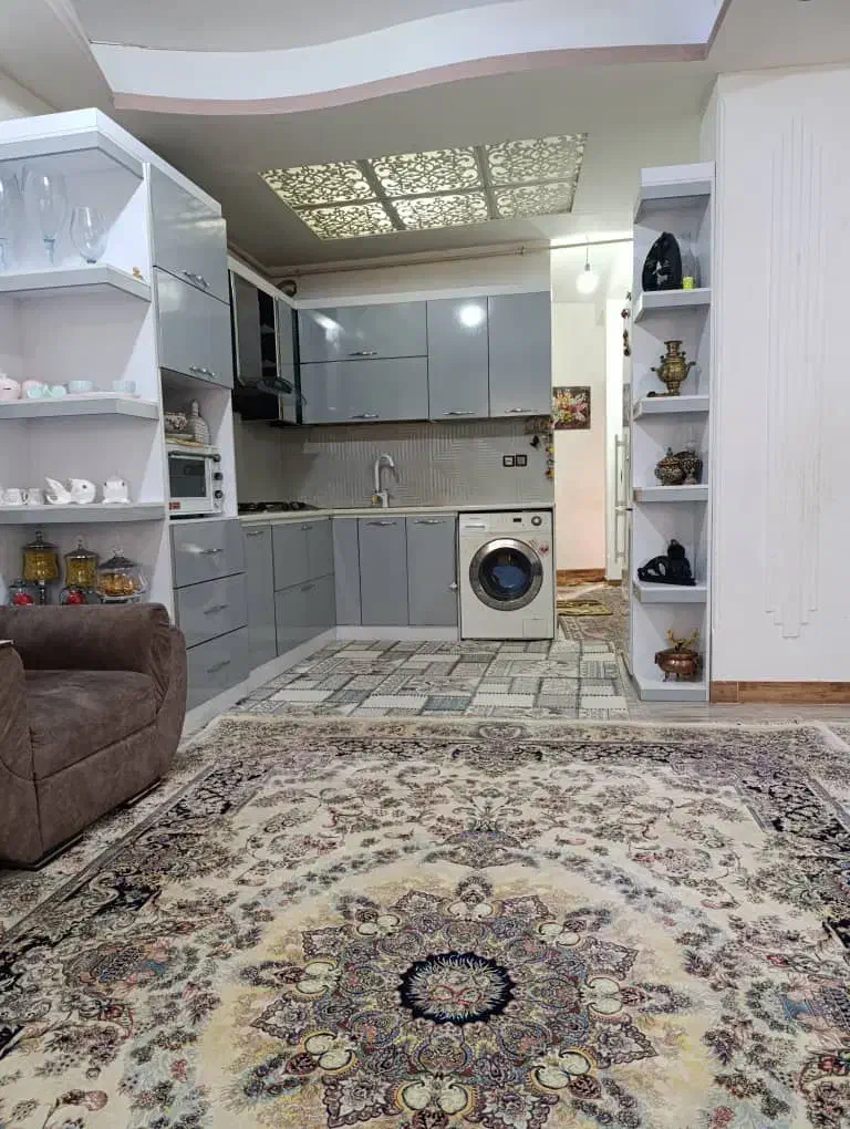 فروش آپارتمان سه طبقه سه واحد طبقه سوم گل مریم|فروش آپارتمان|رشت, پاره بیجار|دیوار