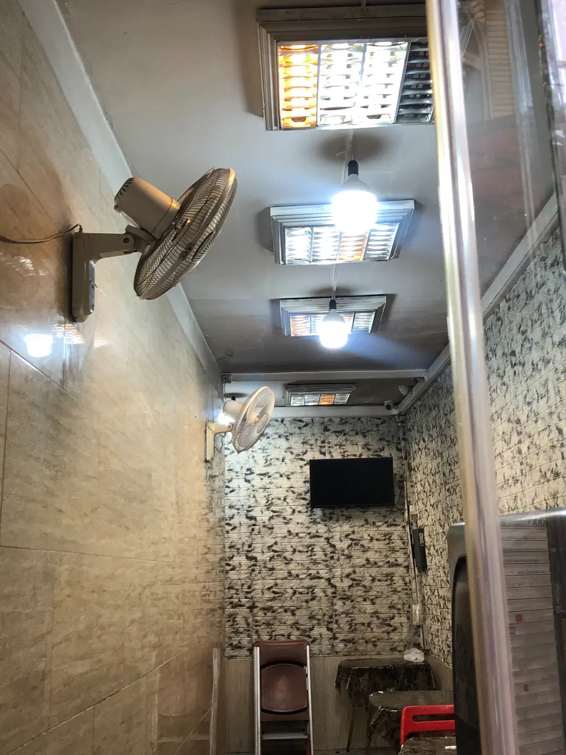 استخدام کارگر،دادزن ،ظرف شور ،بسته بندی کار|استخدام خدمات فروشگاه و رستوران|تهران, بازار|دیوار