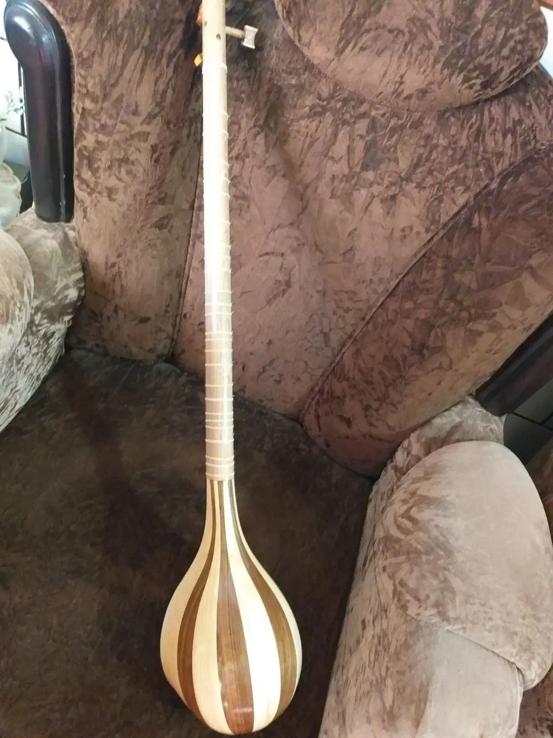 سه تار|سازهای سنتی|مبارکه, |دیوار