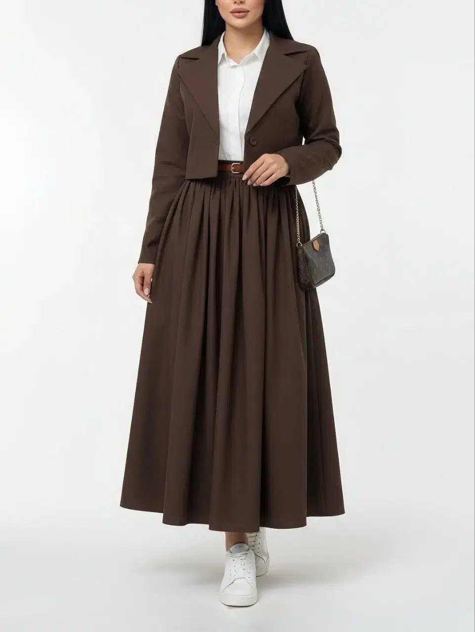 ست سه تیکه|لباس|شاهین‌شهر, حافظ جنوبی|دیوار