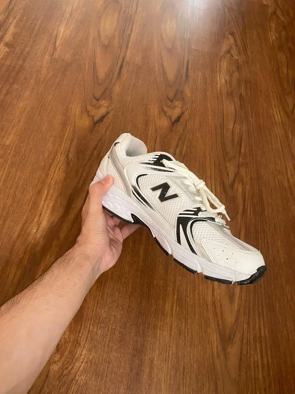 کفش نیو بالانس سفید|کیف، کفش، کمربند|ساری, |دیوار