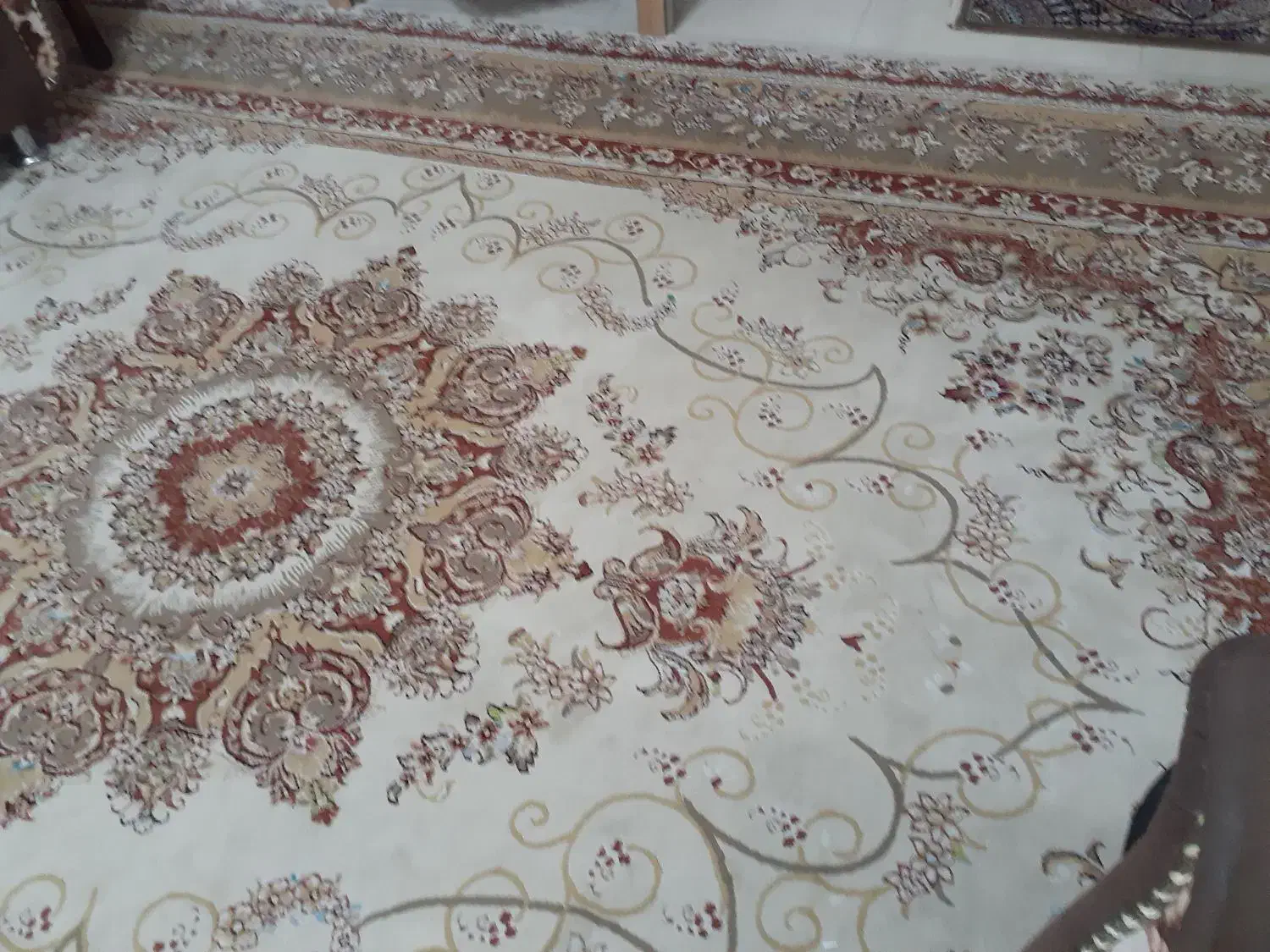 فرش در حد نو|فرش|رشت, نخودچر|دیوار