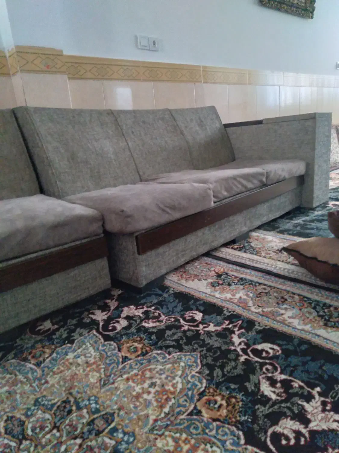 اصلا پارگی ندارد|مبلمان خانگی و میز عسلی|همدان, |دیوار