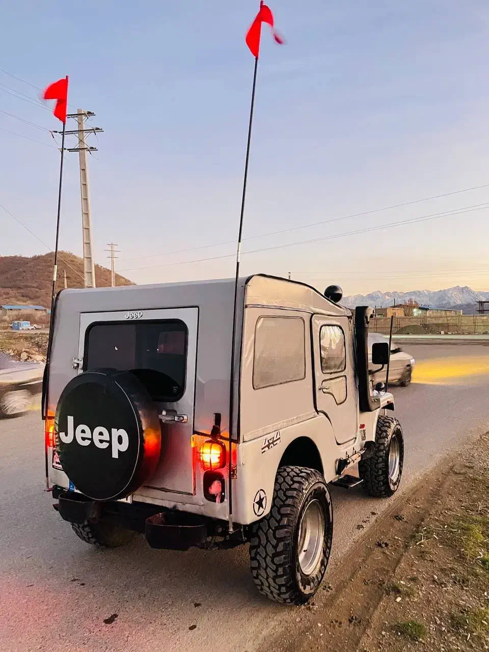 جیپ گالانت تمیز|خودرو سواری و وانت|مریوان, |دیوار