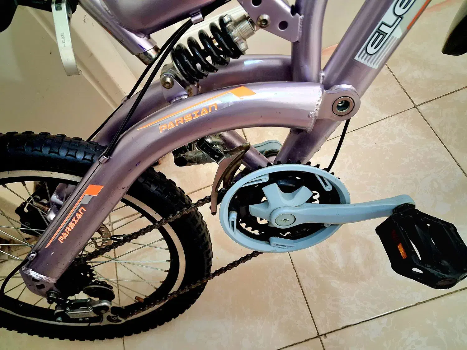 دوچرخه ۲۰ و ۲۴ .کمک فنر دار .ترمز دیسکی|دوچرخه، اسکیت، اسکوتر|پردیس, فاز ۳|دیوار