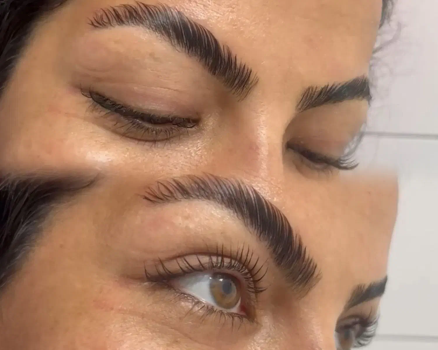 لیفت مژه و ابرو فقط هزینه مواد|خدمات آرایشگری و زیبایی|قم, دروازه چوبی|دیوار