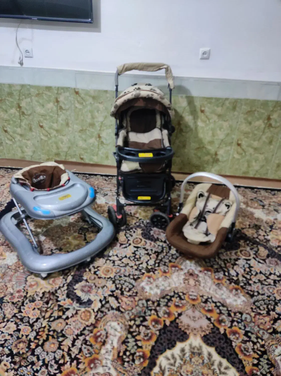 سرویس کالسکه، کریر و روروئک|کالسکه و لوازم جانبی|مشهد, شهرک بهارستان|دیوار