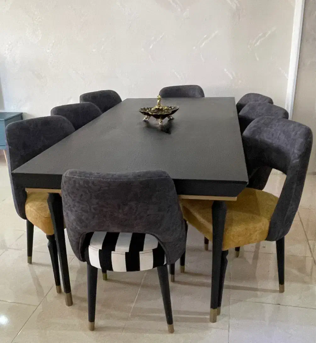 میز ناهارخوری 8نفره چوب راش مشکی در حد نو|میز و صندلی غذاخوری|قزوین, |دیوار