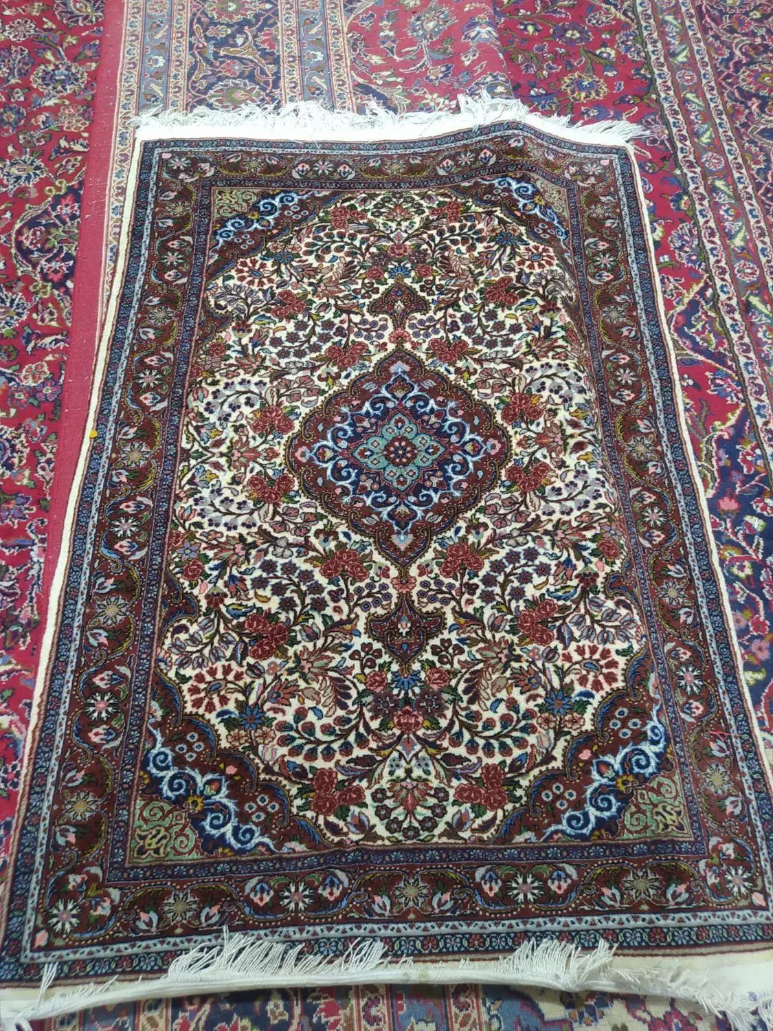 زرع ونیم پیچ جوزان|فرش|ملایر, |دیوار