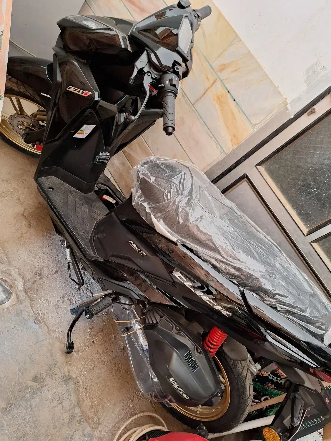 موتور کلیک کبیر۱۷۰ صفر کیلو متر مدل ۱۴۰۳|موتورسیکلت|میبد, |دیوار