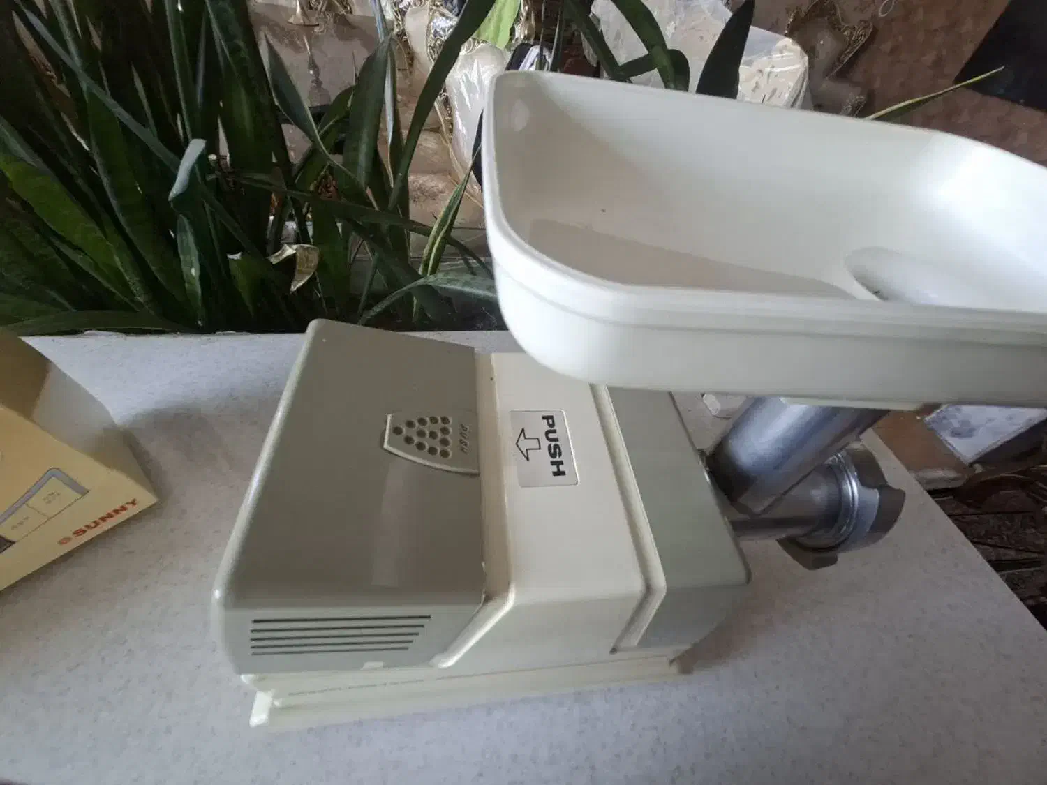 چرخ گوشت|خردکن، آسیاب، غذاساز|شاندیز, |دیوار