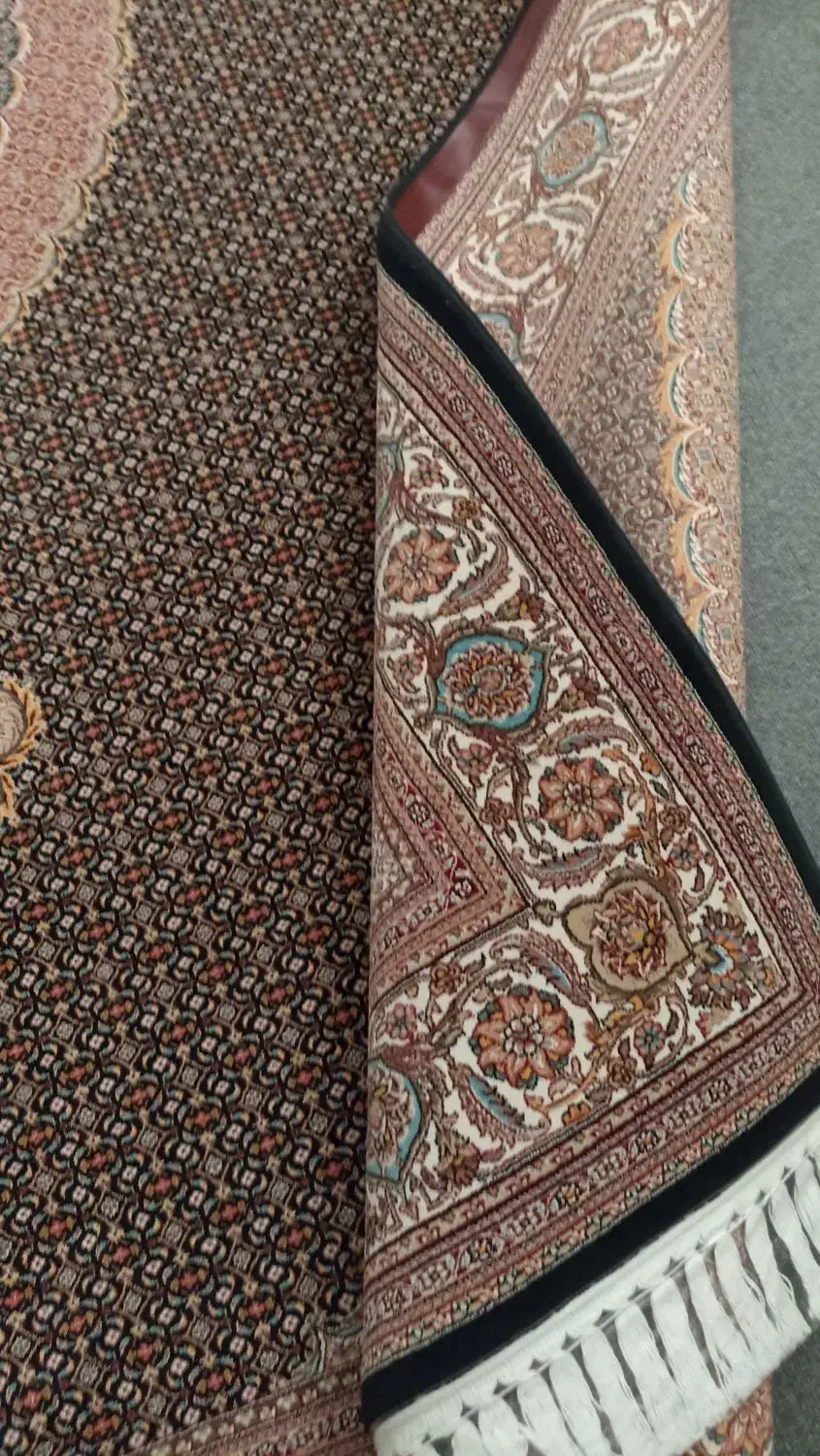 دوتخته فرش 9متری ریزماهی 700شانه نونونخ اصل|فرش|سنندج, |دیوار