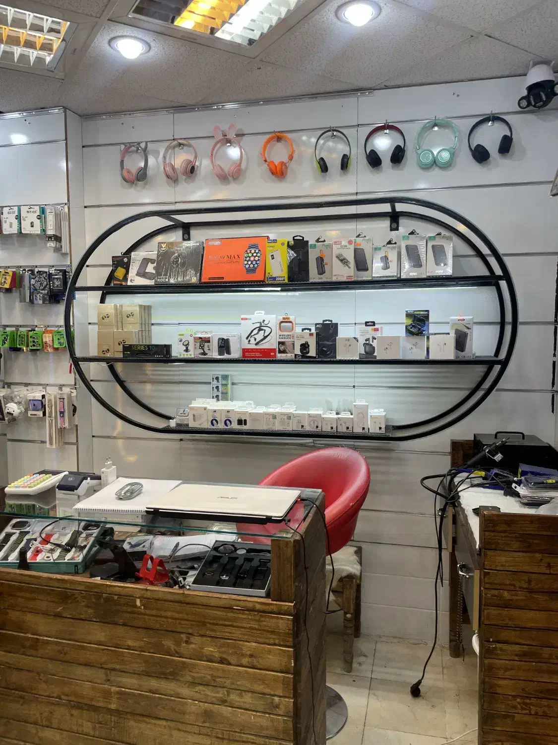 دکور مغازه مناسب انواع شغل|فروشگاه و مغازه|شهرکرد, |دیوار