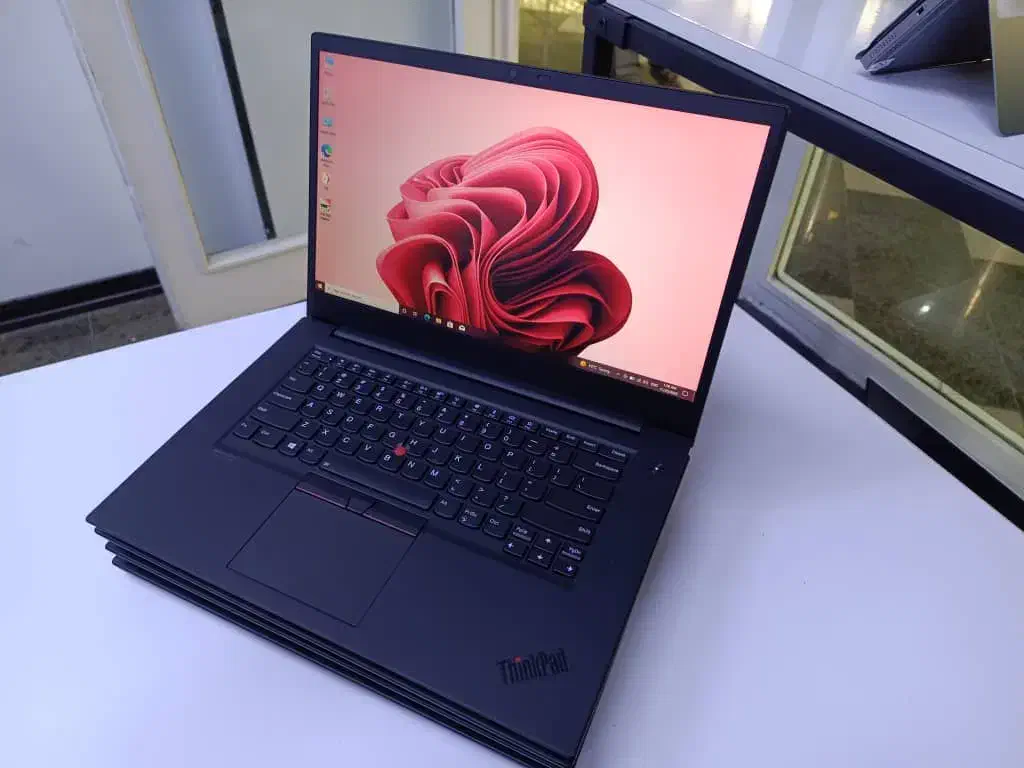 لپ تاپ لنوو Lenovo Thinkpad P1|رایانه همراه|تهران, فلسطین (میدان انقلاب)|دیوار