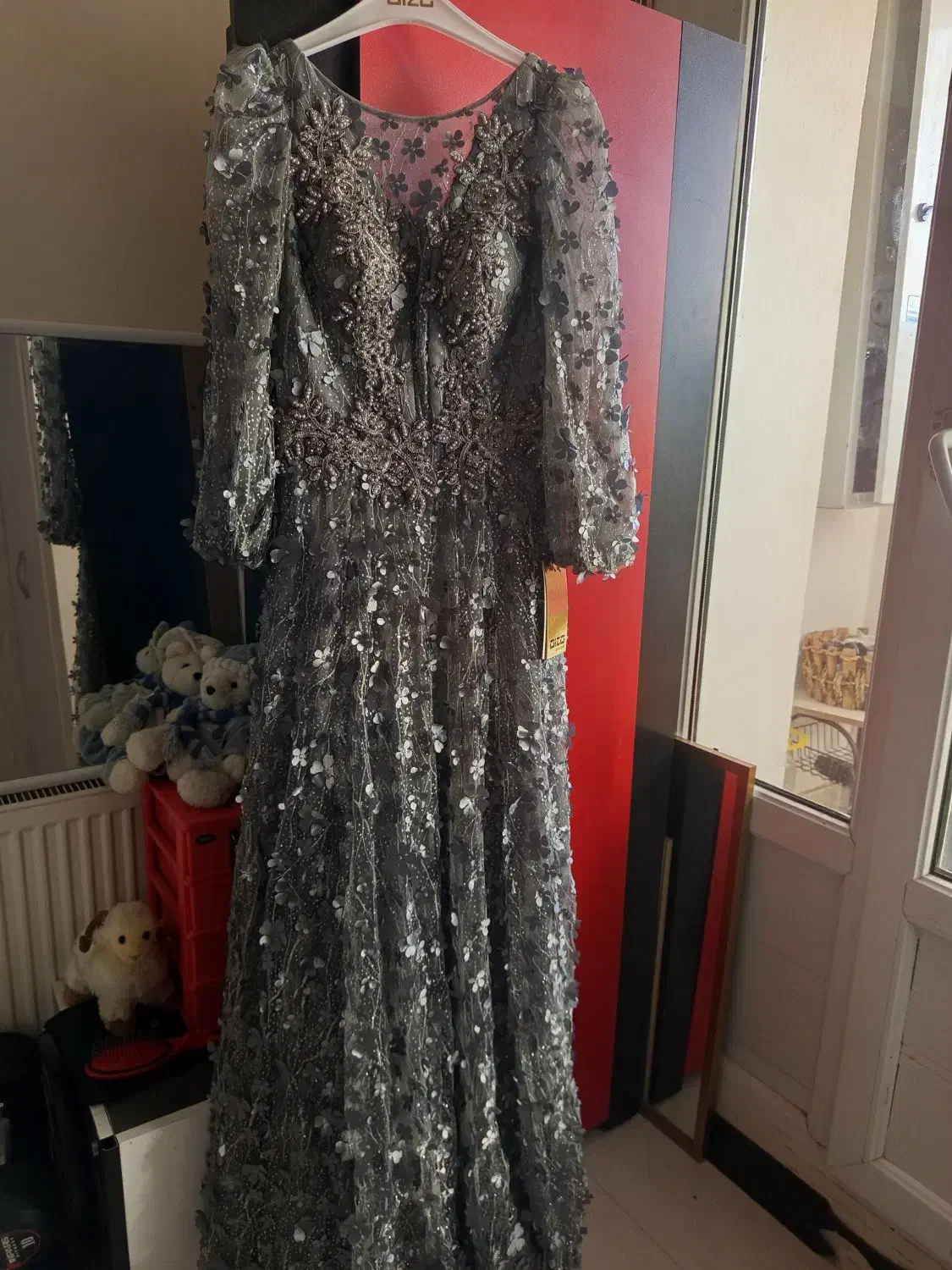 سلام این لباس اصلا استفاده نشده سایز۳۶|لباس|شاهین‌شهر, مسکن مهر|دیوار